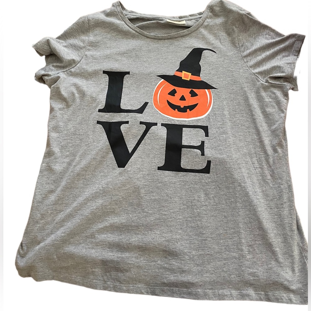 Halloween love shirt
